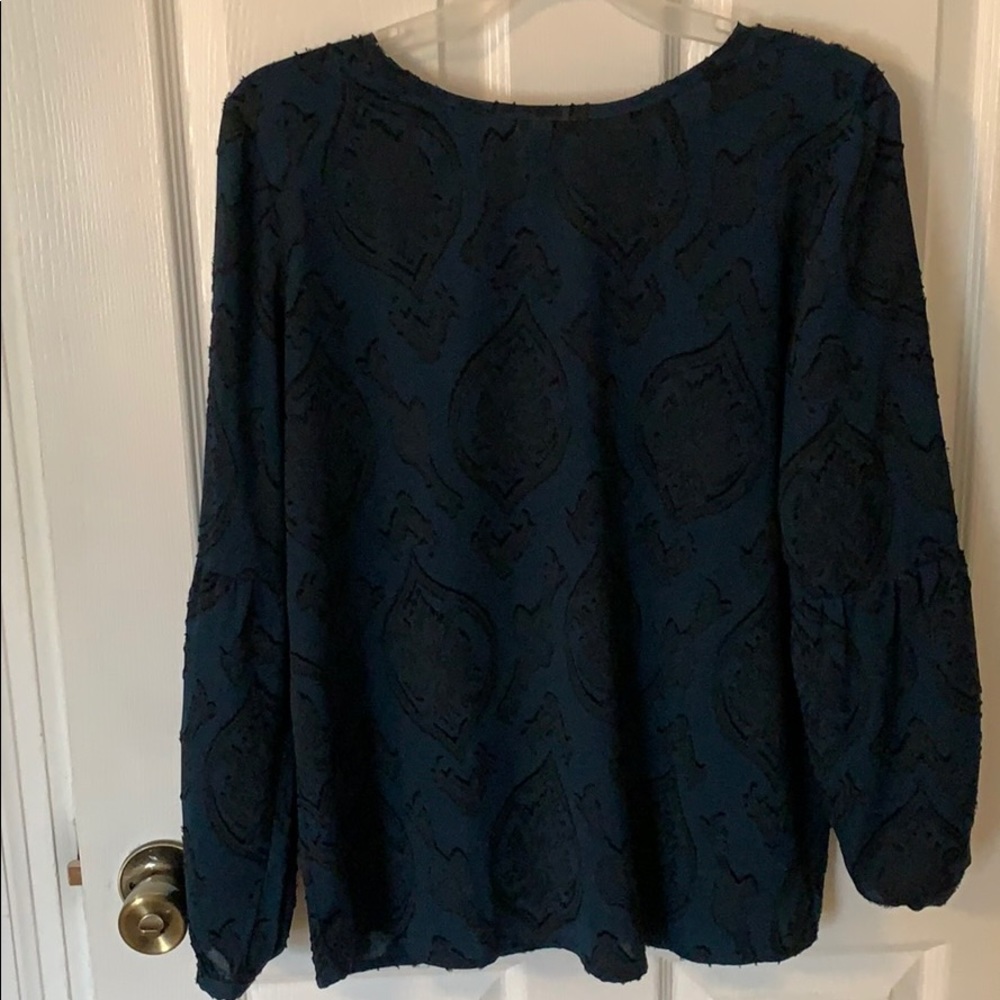 Loft Blouse - Picture 3 of 4